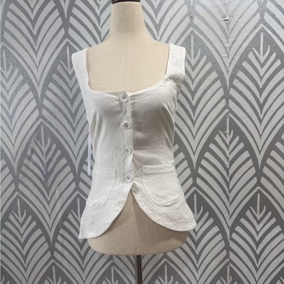 NWOT Princess Polly Spirito Cream Button-Front Tank Top - Picture 4 of 9